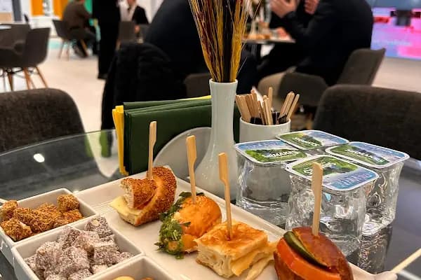 Haşmenler Pide Börek &amp; Rest Cafe - Restoran - İstanbul Küçükçekmece