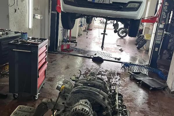 Teknik Oto Özel Servis - Oto Tamir Atölyesi - İstanbul Ataşehir