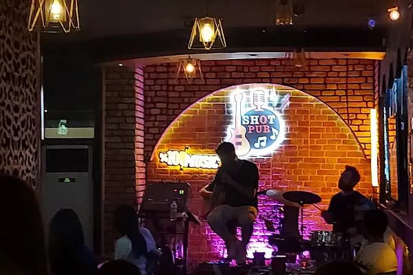 SHOT PUB - Pub - İstanbul Avcılar