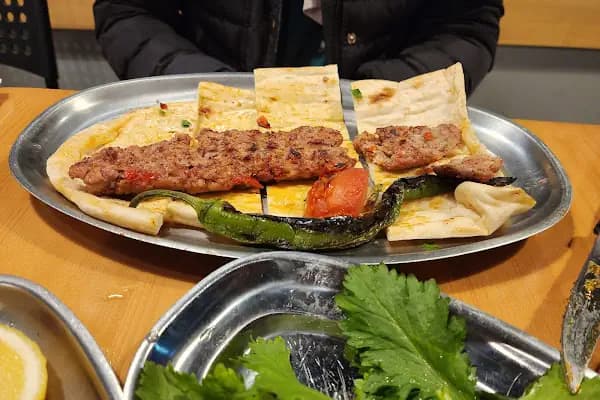 Zırhdeli - Kebap Restoranı - İzmir Karşıyaka