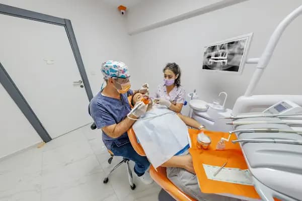 Diş Hekimi İbrahim Serhat Erdevir - Diş Hekimi - Tekirdağ Çerkezköy