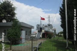Yarhisar Müze Gemisi