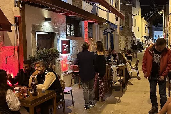 Zoe Cocktail Bar - Kokteyl bar - Muğla Bodrum