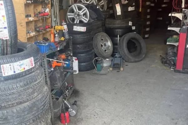 7/24 Oto Lastikçi Yol Yardım - Oto Lastik Dükkanı - İstanbul Arnavutköy