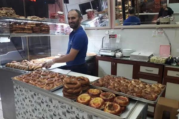 Malkoç Kader Pastaneleri - Pastane - İstanbul Bağcılar