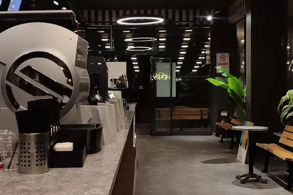 Henry Jones Coffee - Kahve dükkanı - Konya Meram