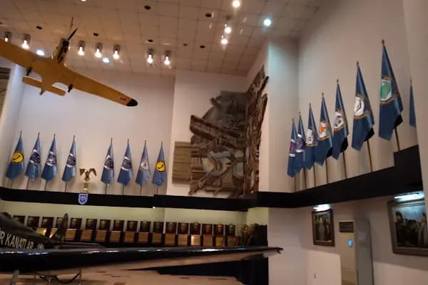 Türk Hava Kuvvetleri Müzesi - Müze - Ankara Çankaya
