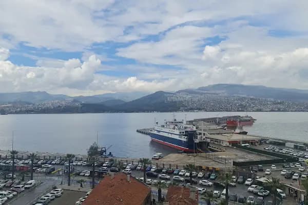 İzmir Liman Başkanlığı - Ulaştırma ve Altyapı Bakanlığı - Devlet Dairesi - İzmir Aliağa
