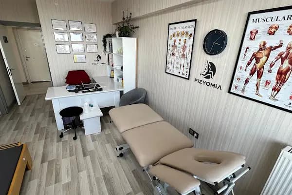 Fizyomia Fizik Tedavi Merkezi İstanbul Avcılar - Uzman Fizyoterapist Selin Şensoy - Fizik Tedavi Kliniği - İstanbul Avcılar