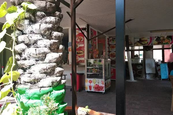 Alanya Öğretmen Evi Ve Akşam Sanat Okulu Lokali - Eğlence - Antalya Alanya