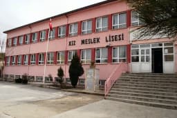 Şehit Nazım Bey Kız Mesleki ve Teknik Anadolu Lisesi