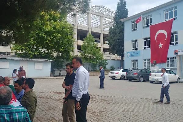 İbrahim Hüsniye Çağlayan Ortaokulu - Okul - Bursa Orhaneli