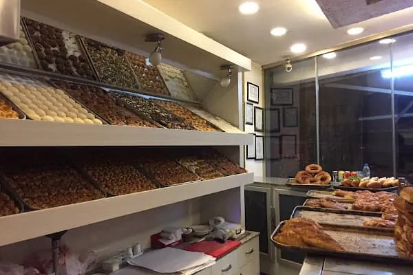 Aydoğan Unlu Mamüller - Pastane - İzmir Urla