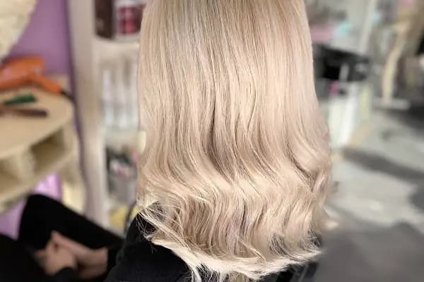 Hair Gloss Kuaför - Kuaför - İzmir Balçova