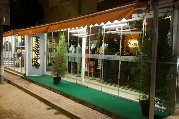 Podium boutique akcay - Giyim mağazası - Balıkesir Karesi