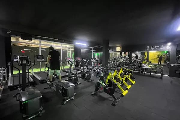 HULK GYM - Spor salonu - İstanbul Başakşehir