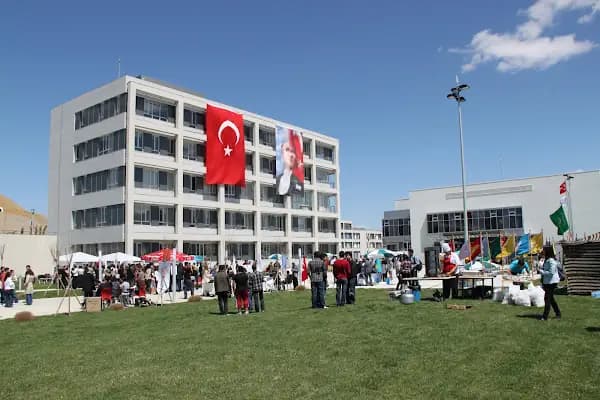 Çankaya Üniversitesi - Üniversite - Ankara Etimesgut