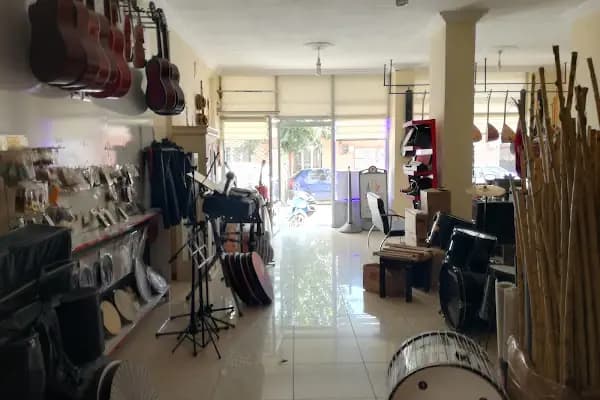 Atlas Müzik &amp; Showroom - Mağaza - Manisa Akhisar