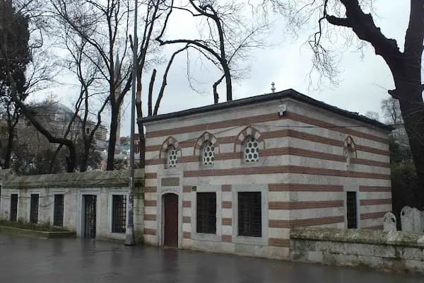 Pir Ahmed Edirnevî Türbesi - Cami - İstanbul Arnavutköy
