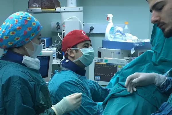 Prof.Dr.Mehmet Fatih Akbulut, Üroloji Uzmanı - Üroloji Uzmanı - İstanbul Ataşehir