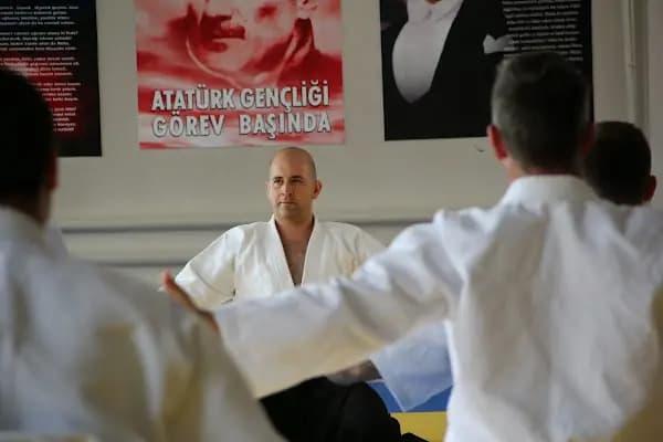 Uluslararası Aikido Akademi Halis Duran 6.Dan - Aikido Okulu - İstanbul Ataşehir