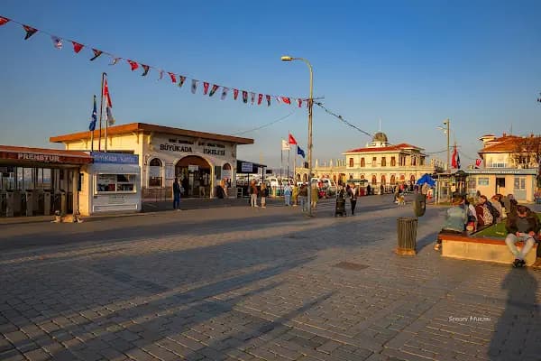 Büyükada (Prenstur) - Feribot İskelesi - İstanbul Adalar