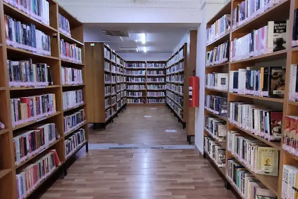 Kozalak Kültür Kitap&amp;Kafe - Kafe - İzmir Konak