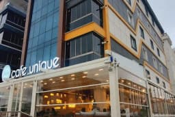 Cafe Unique