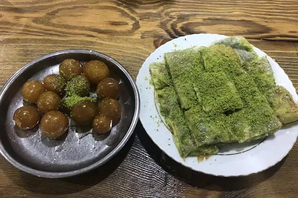 Katmerci Abdo Usta - Tatlı Dükkanı - Gaziantep Şahinbey