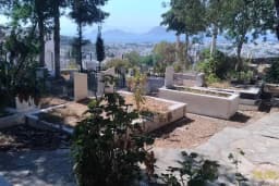Karabağ Mezarlığı Yukarı