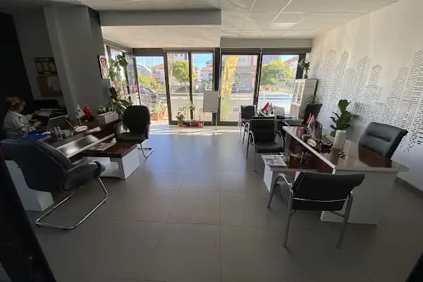 Berat Aydın GAYRİMENKUL - Kurumsal Ofis - Antalya Muratpaşa