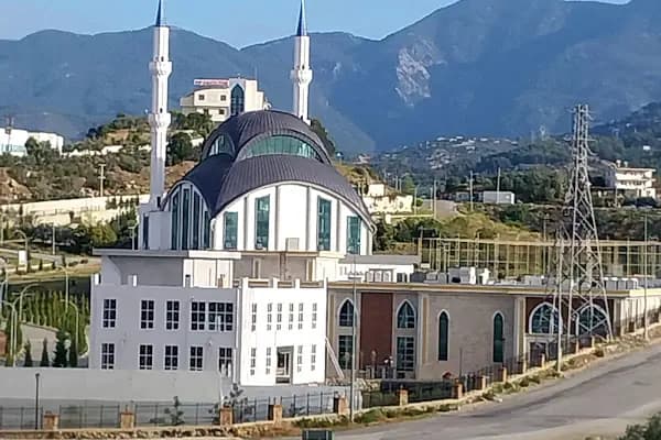 Uçansu Şelalesi - Kamp Alanı - Antalya Konyaaltı