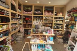 Astropet petshop