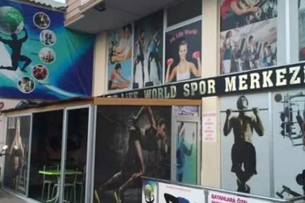 Fit Life World Spor Merkezi - Spor salonu - Kocaeli Çayırova