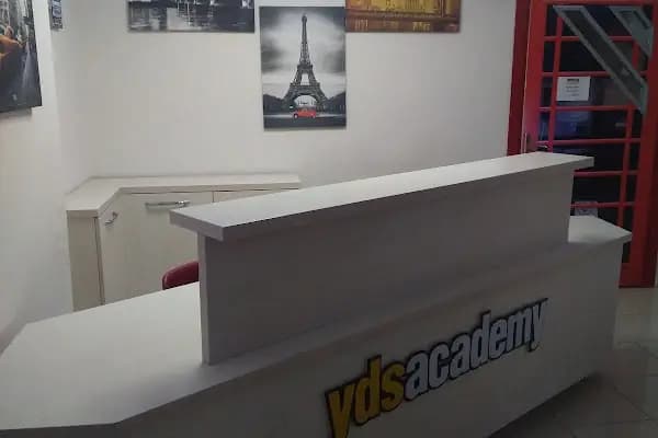 YDS Academy Bursa Şubesi - İngilizce Dil Okulu - Bursa İnegöl