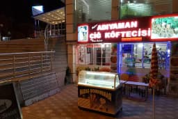 Meşhur Adıyaman Çiğ Köftecisi Ömer Aybak