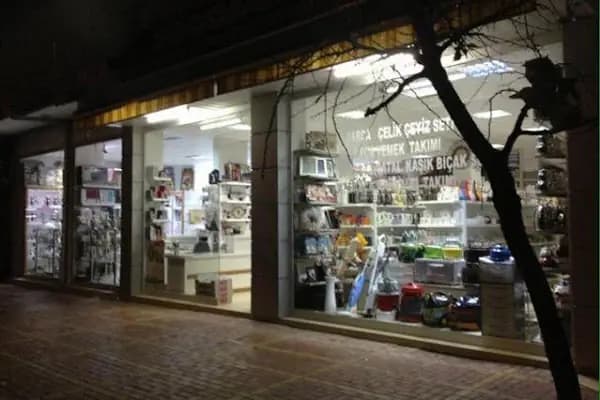 Titanic Zuccaciye - Ev Eşyaları Mağazası - Mersin Yenişehir