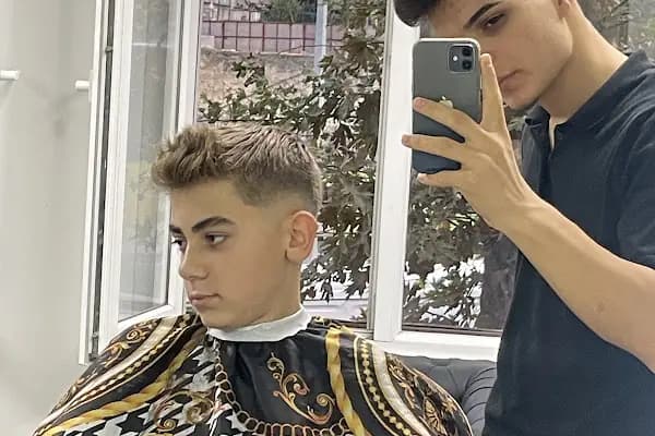 Burak Turan Hair Artist - Berber Dükkanı - İstanbul Arnavutköy