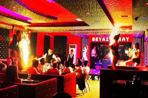 Beyaz Saray Eğlence Merkezi - Gece kulübü - Ankara Çankaya