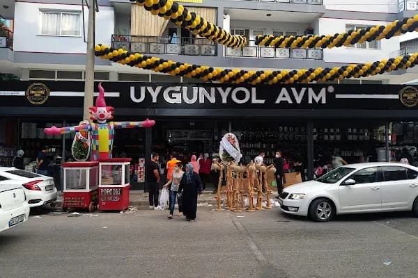 UYGUNYOL AVM - Alışveriş merkezi - İzmir Buca