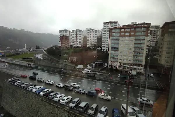 Medicalpark Trabzon Yıldızlı Hastanesi Otoparkı - Otopark - Trabzon Ortahisar