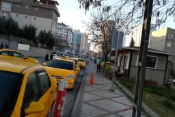 Güneşli gardenya taksi