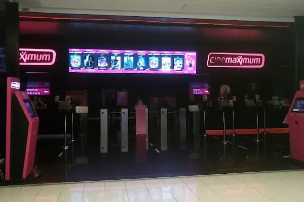 Paribu Cineverse Kipa Extra-Balçova - Sinema Salonu - İzmir Balçova