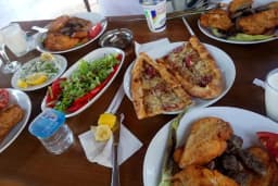 Narı Beyza Ocakbaşı