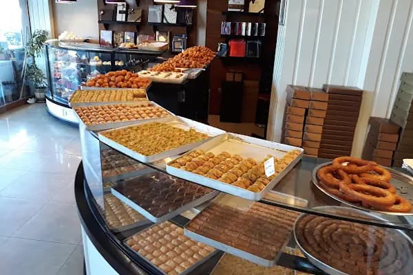 Damla Pastanesi Akçaabat - Pastane - Trabzon Akçaabat