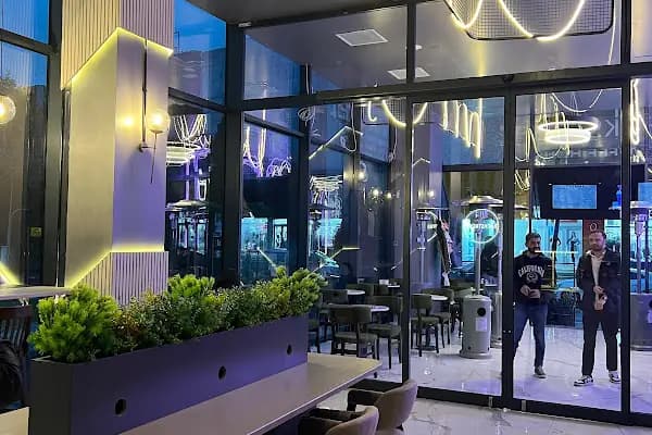 Backstreet Coffee House - Kahve dükkanı - İstanbul Kadıköy