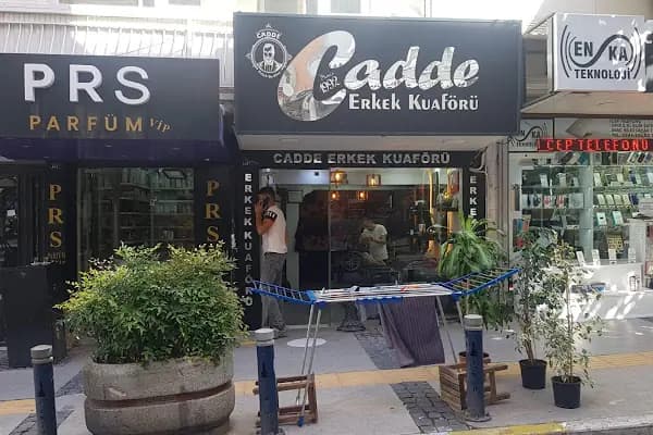 Cadde Erkek Kuaförü - Behlül Yıldız - Berber Dükkanı - İzmir Balçova