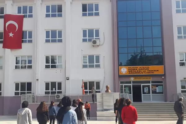 Hüma Hatun Mesleki Ve Teknik Anadolu Lisesi - Okul - Balıkesir Altıeylül