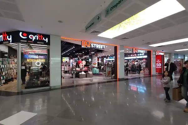 IN Street İzmir Agora AVM Mağazası - Ayakkabı mağazası - İzmir Aliağa
