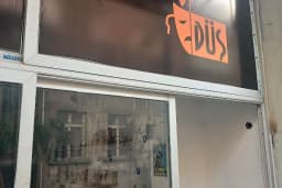 Tiyatro Düş